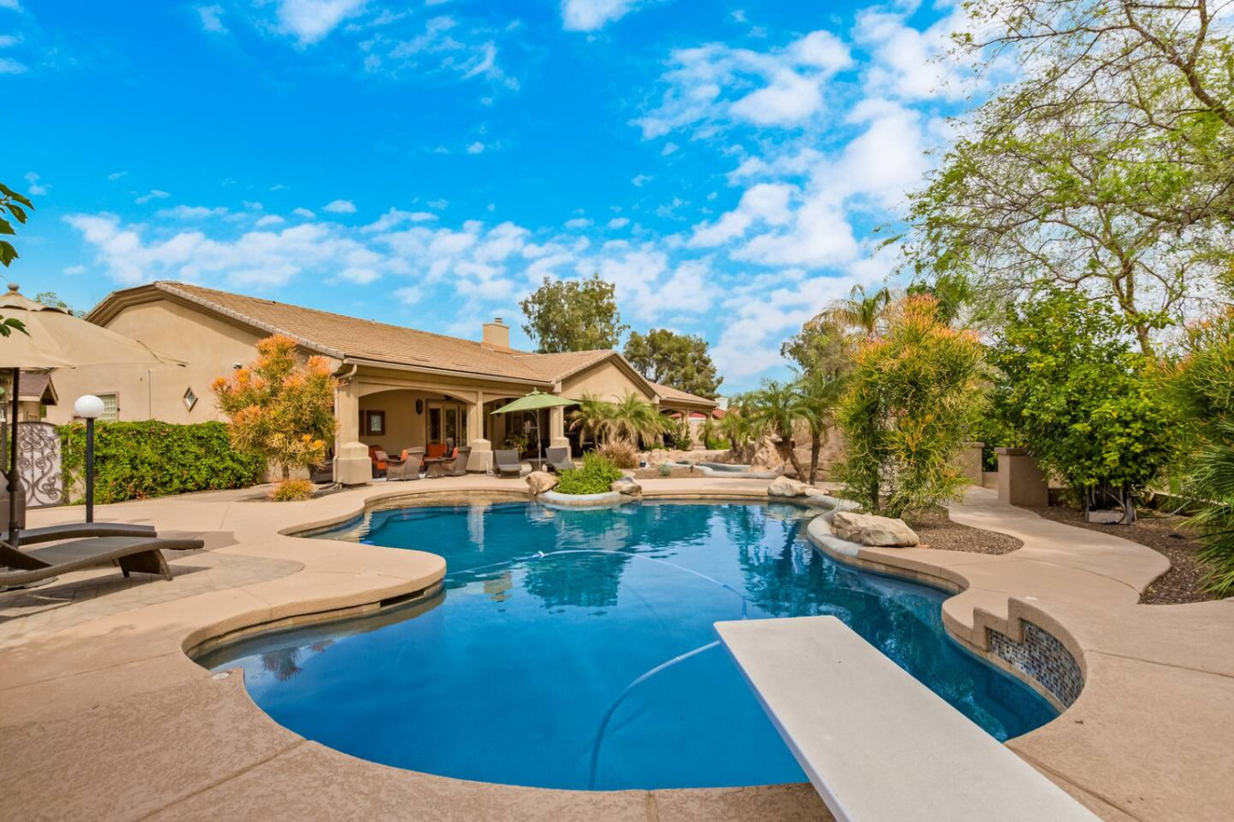 Peoria Pool House Resort